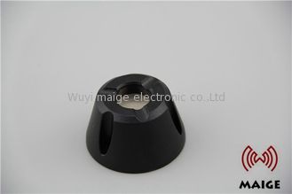 中国 キャッシャー机EASの堅い札のデタッチャーの黒色は磁気極度のロックに適用します サプライヤー